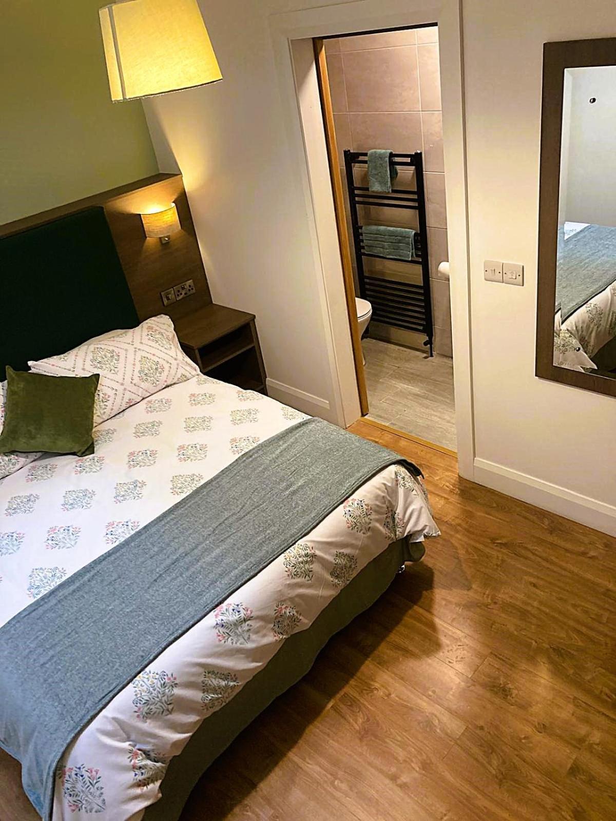 No 2 The Arch Bed & Breakfast คาร์นโดนาคห์ ภายนอก รูปภาพ